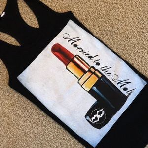 Married to the Mob Tops - Married To The Mob- Cool Lipstick Print Tank Top Married to the Mob Tops - Married To The Mob- Cool Lipstick Print Tank Top